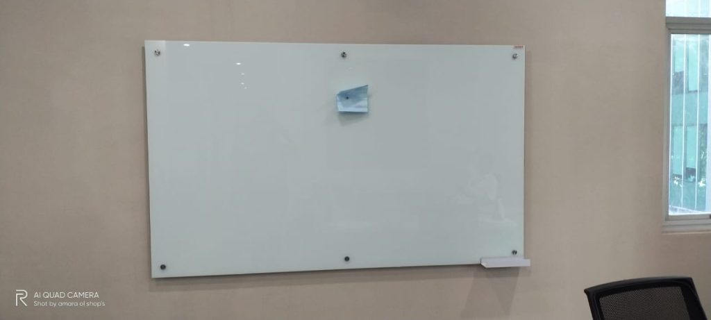 Jual Papan Tulis Kaca Glassboard Sekolah di Bintaro Sektor 1 Tangerang Selatan