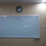papan tulis Kaca Frame Aluminium 100x200 Magnetik
