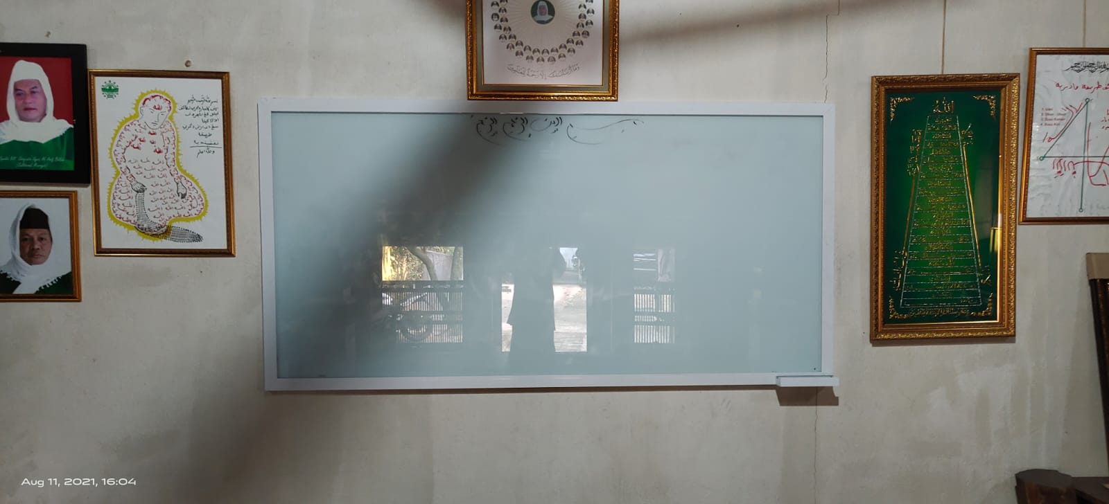 papan tulis Kaca Frame Aluminium 120x180